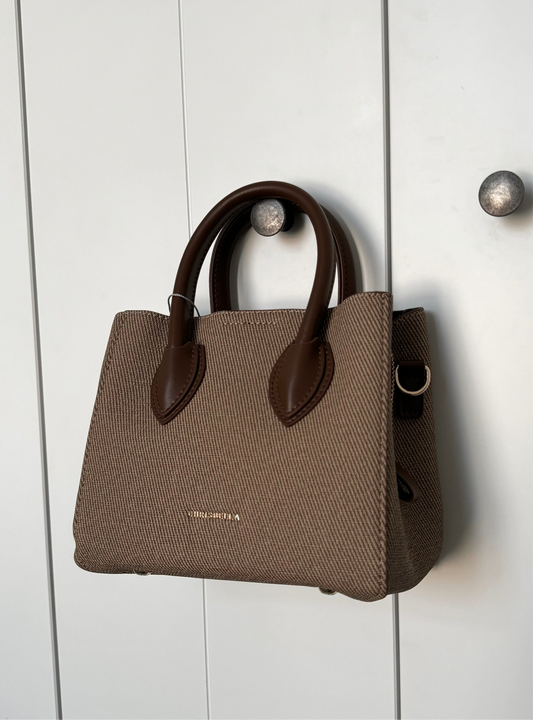 Chrisbella anilia tote