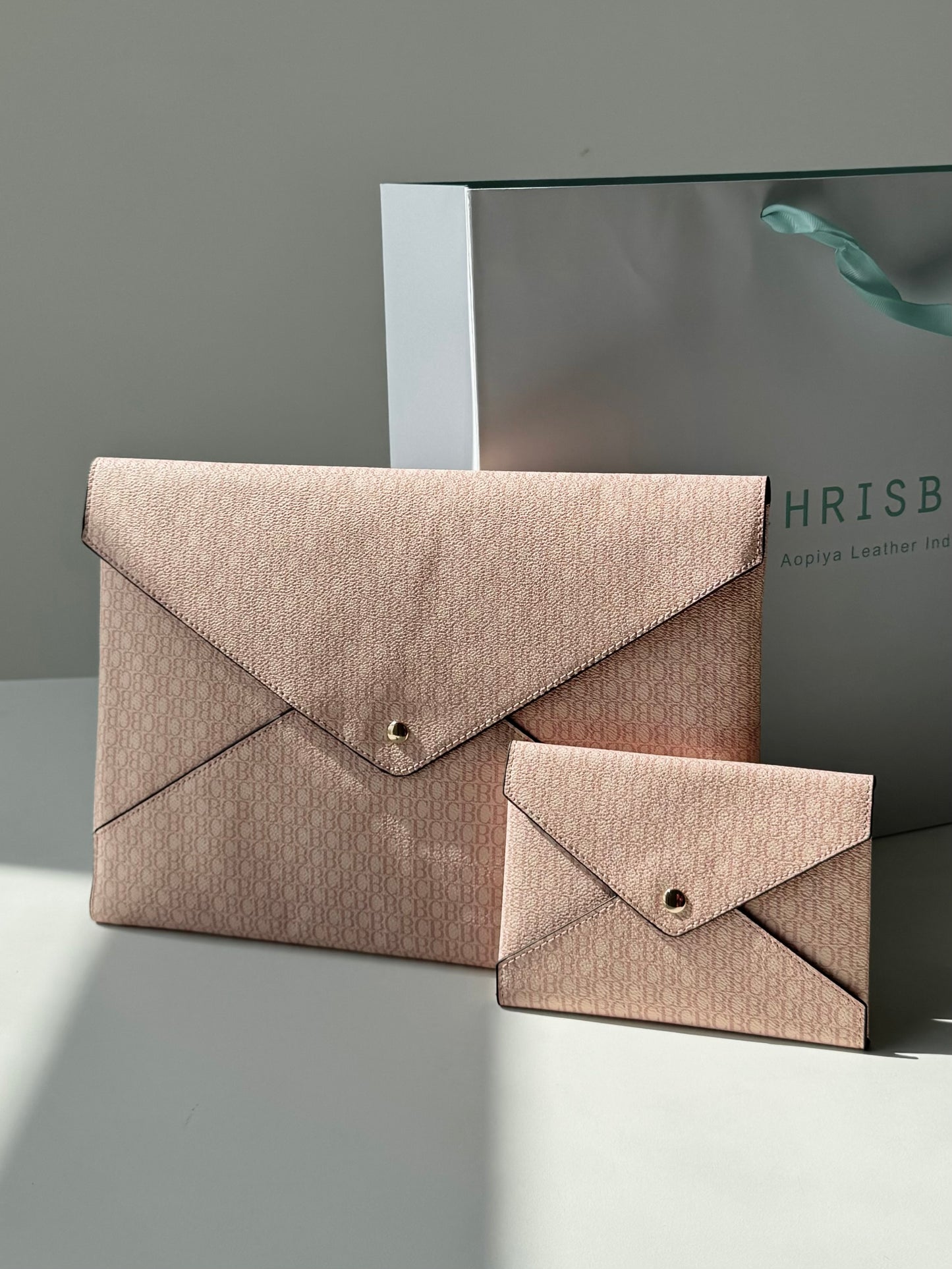 كريسبيلا باوتش قطعتين مقاس كبير