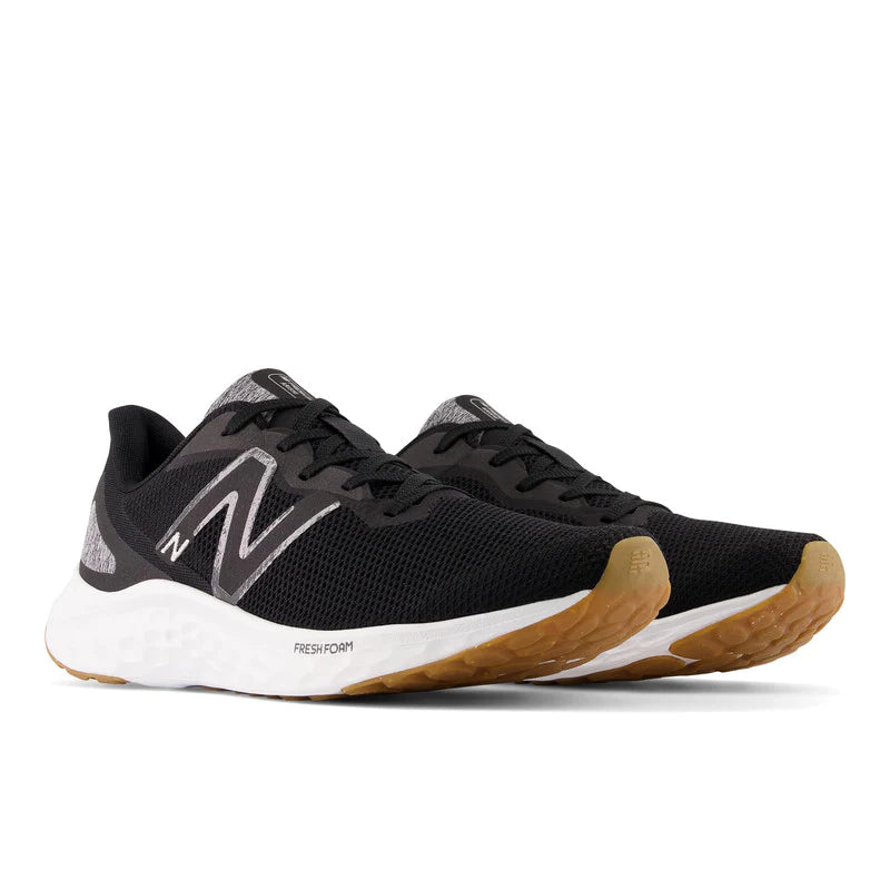 New Balance ari v4 women's black